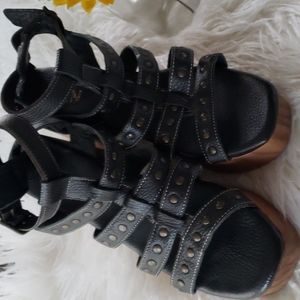 Black, leather Roan boho sandal